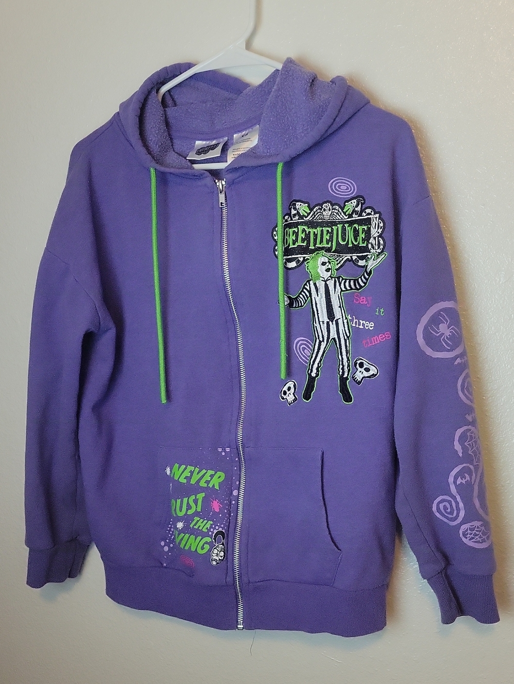Beetlejuice Purple Zip-Up Hoodie with Graphic XS